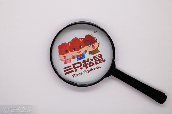一个月卖出36亿，网红小零食若何成为行业巨头?